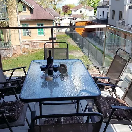 Balaton&center Wellness Apartment *